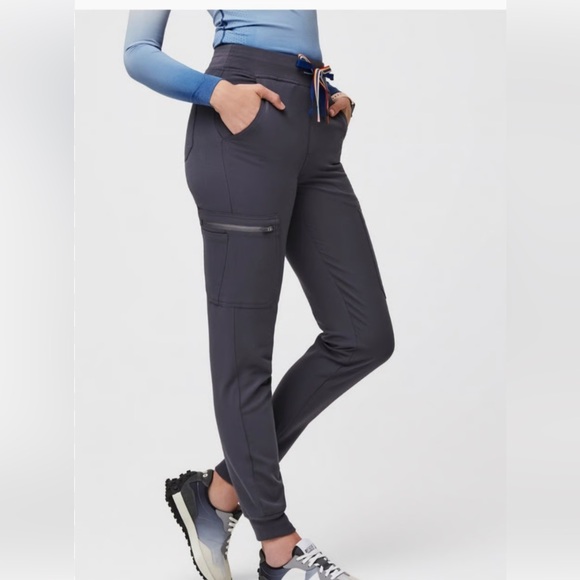 Figs pride scrub set top & bottom XS! Limited edition 🏳️‍🌈 - Picture 2 of 8